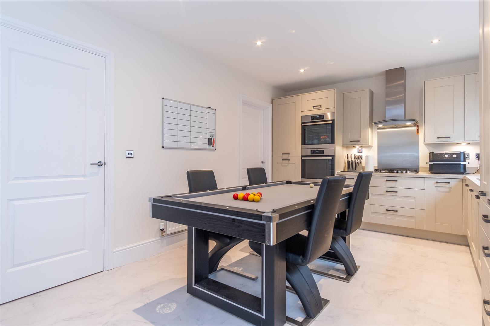 4 bed property in Parkhurst Avenue, Leyland